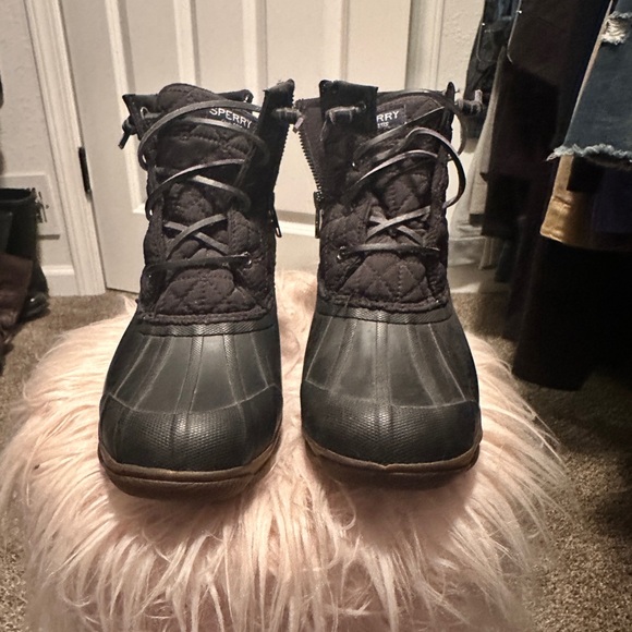 Sperry duck boots, size 7. No box, smoke free home. - Picture 4 of 7